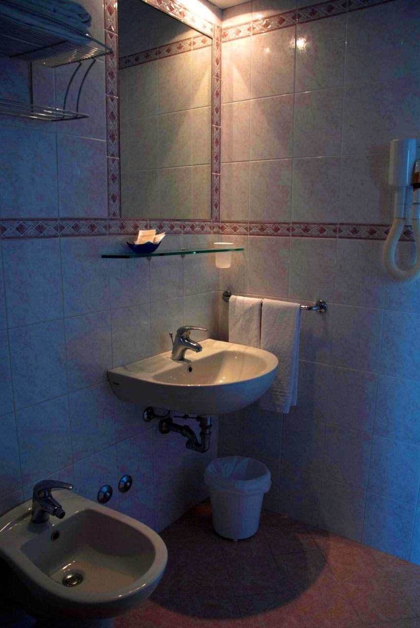 Hotel Silvana Bellaria-Igea Marina Luaran gambar